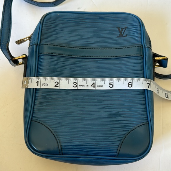 Authentic Louis Vuitton bag - Picture 16 of 16